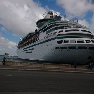 Meet your Posher, Cindy